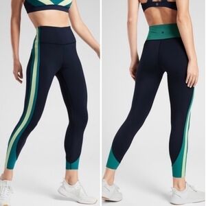 Athleta Crunch Colorblock 7/8 Tight Leggings in Supersonic